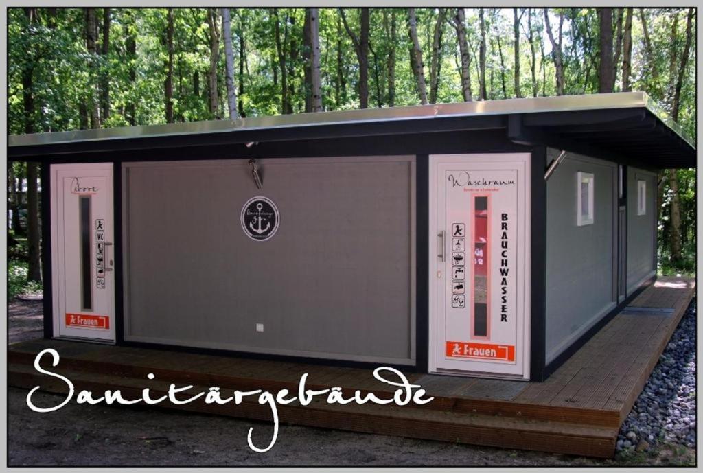 Ddr Klappfix "Familienpalast" Direkt Am Strand Dranske Bagian luar foto